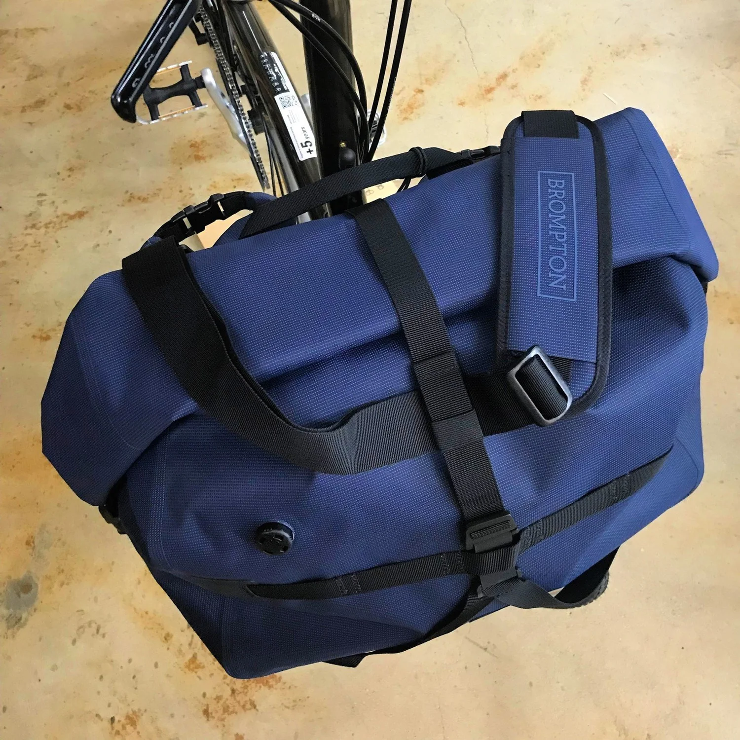アクセサリー BROMPTON Borough Waterproof Brompton Borough Waterproof Bag Small - Genuine Brompton